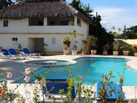 Condos Bay City Pool